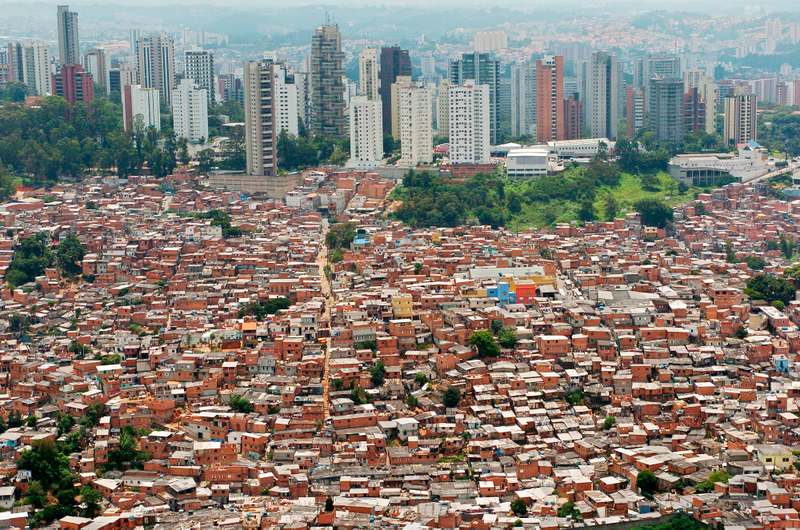 Illustration for article titled Astrophysicists Find That Cities Grow Just Like GalaxiesÂ